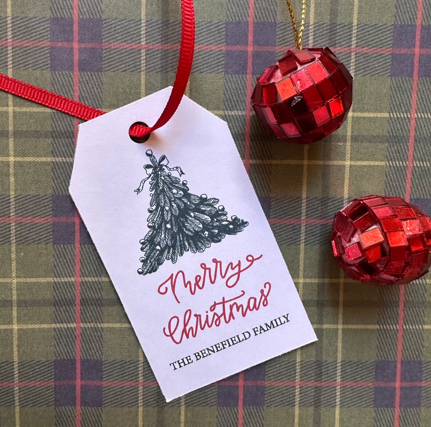 Holiday Gift Tags: Custom